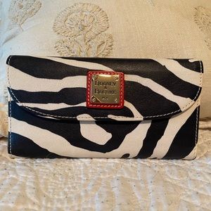 Dooney & Bourke zebra wallet